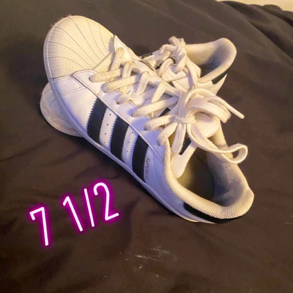 adidas superstars